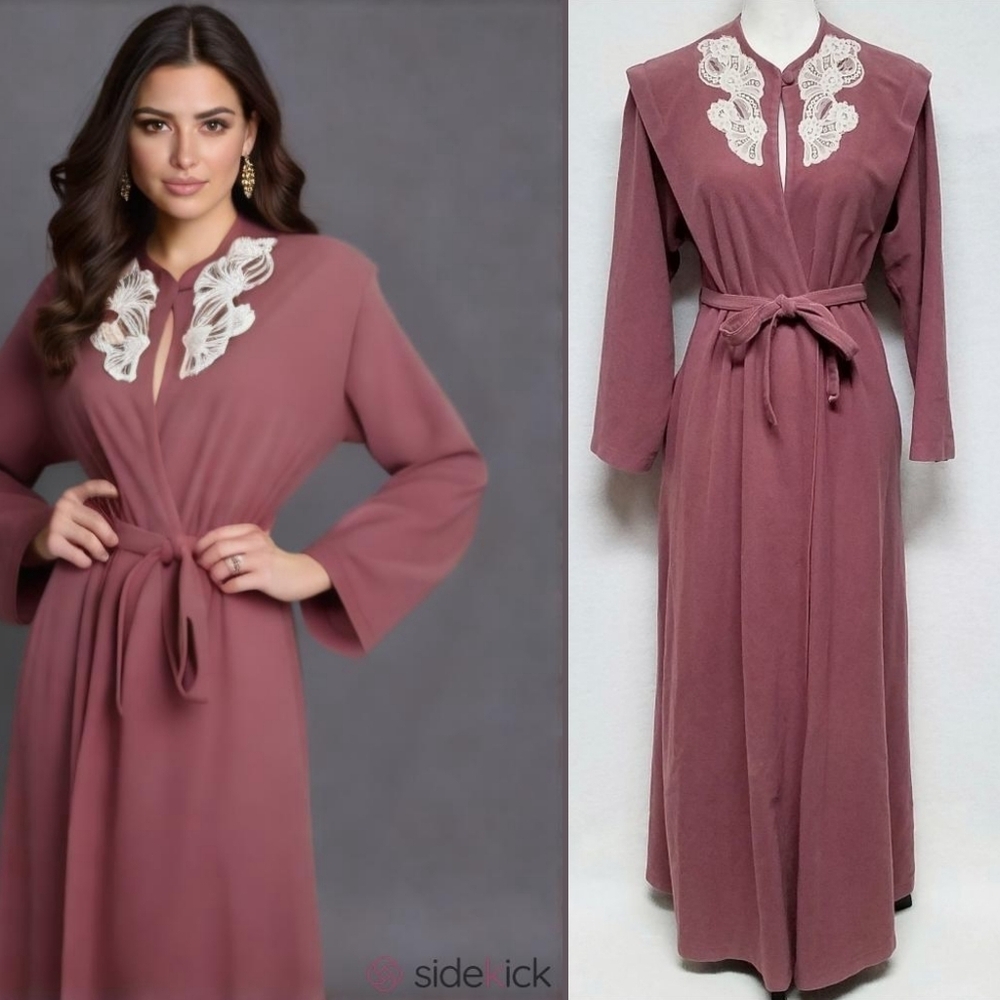 Kayser Vintage 1960s Mauve Fleece Lace Keyhole Full Length Robe Housecoat M-L